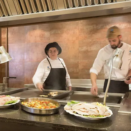 Grupotel Orient