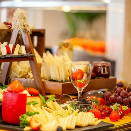 Hotel Grupotel Orient 4*