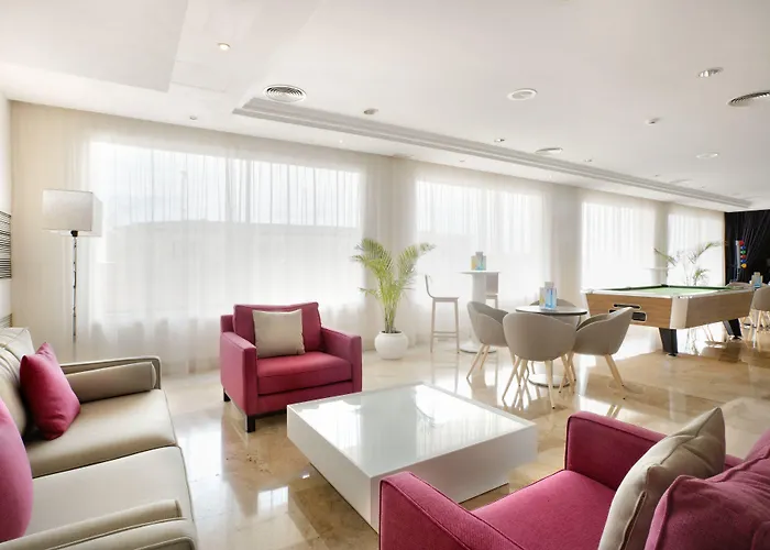 Grupotel Orient Hotel 4*