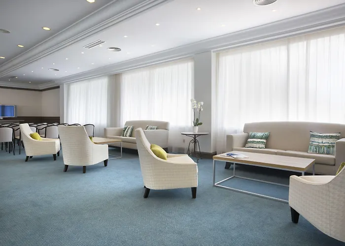 Отель Grupotel Orient