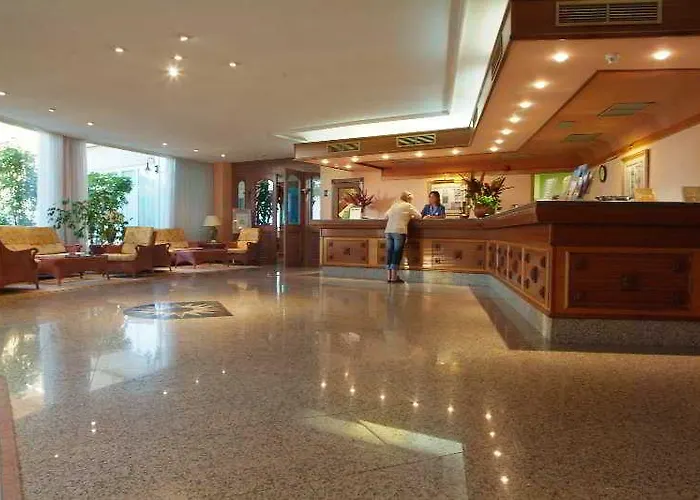 Отель Grupotel Orient Плайя де Пальма