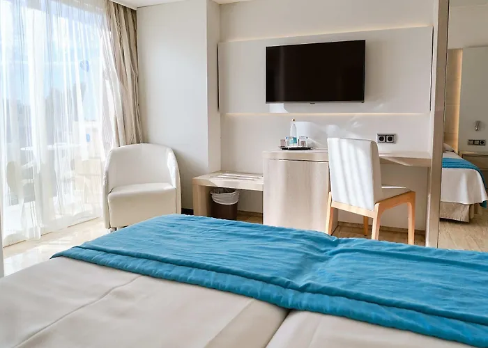 Hotel Grupotel Orient 4*